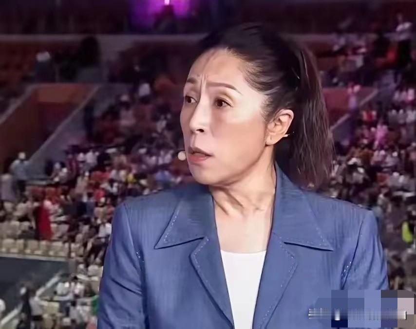 女篮大胜新西兰，郑薇边点评边“后悔”

郑薇指导在点评时，特别提到杨舒予，说她进