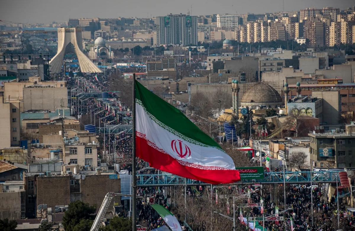 伊朗寻求安全保障，中方致力于促和止战，但不做“军事保镖”

当地时间4月2号，《