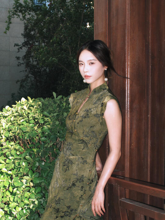 穿旗袍的夏天🍃