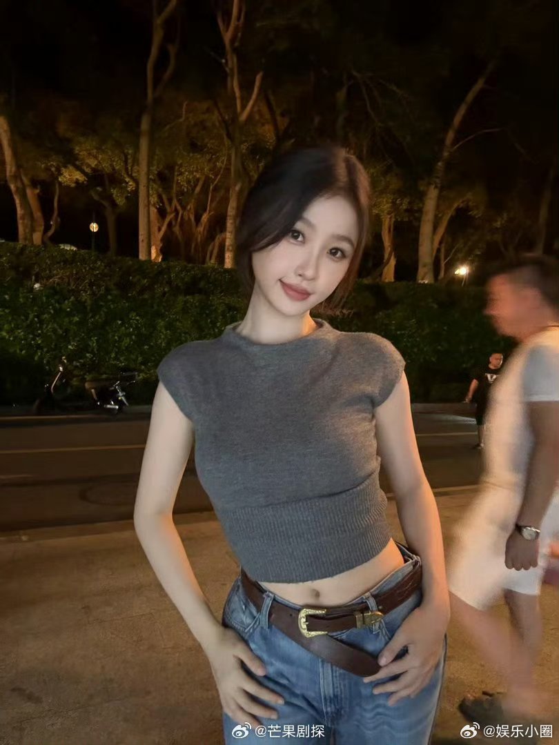 虞书欣小林老师夜间liveplog 虞书欣灿如繁星夜间plog 小林老师老漂亮啊
