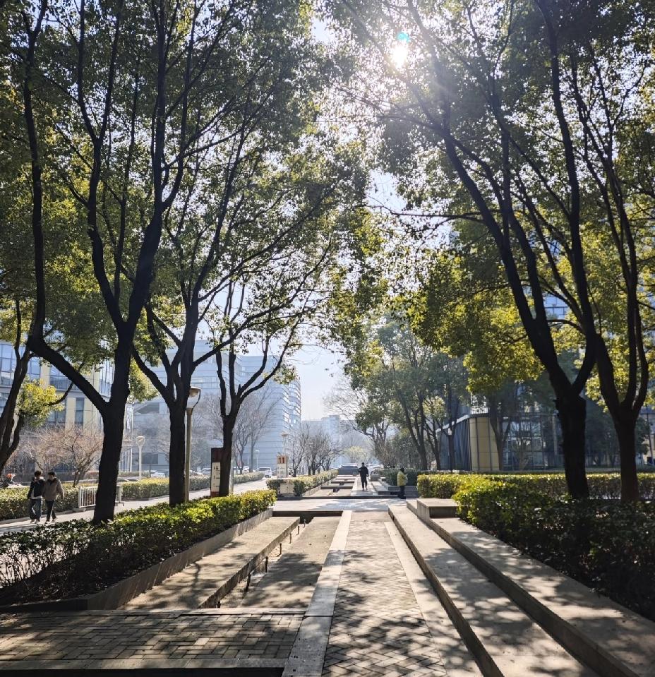 工作工资水平（以福建为例）：
 
第一档：3000元
第二档：5800元
第三档