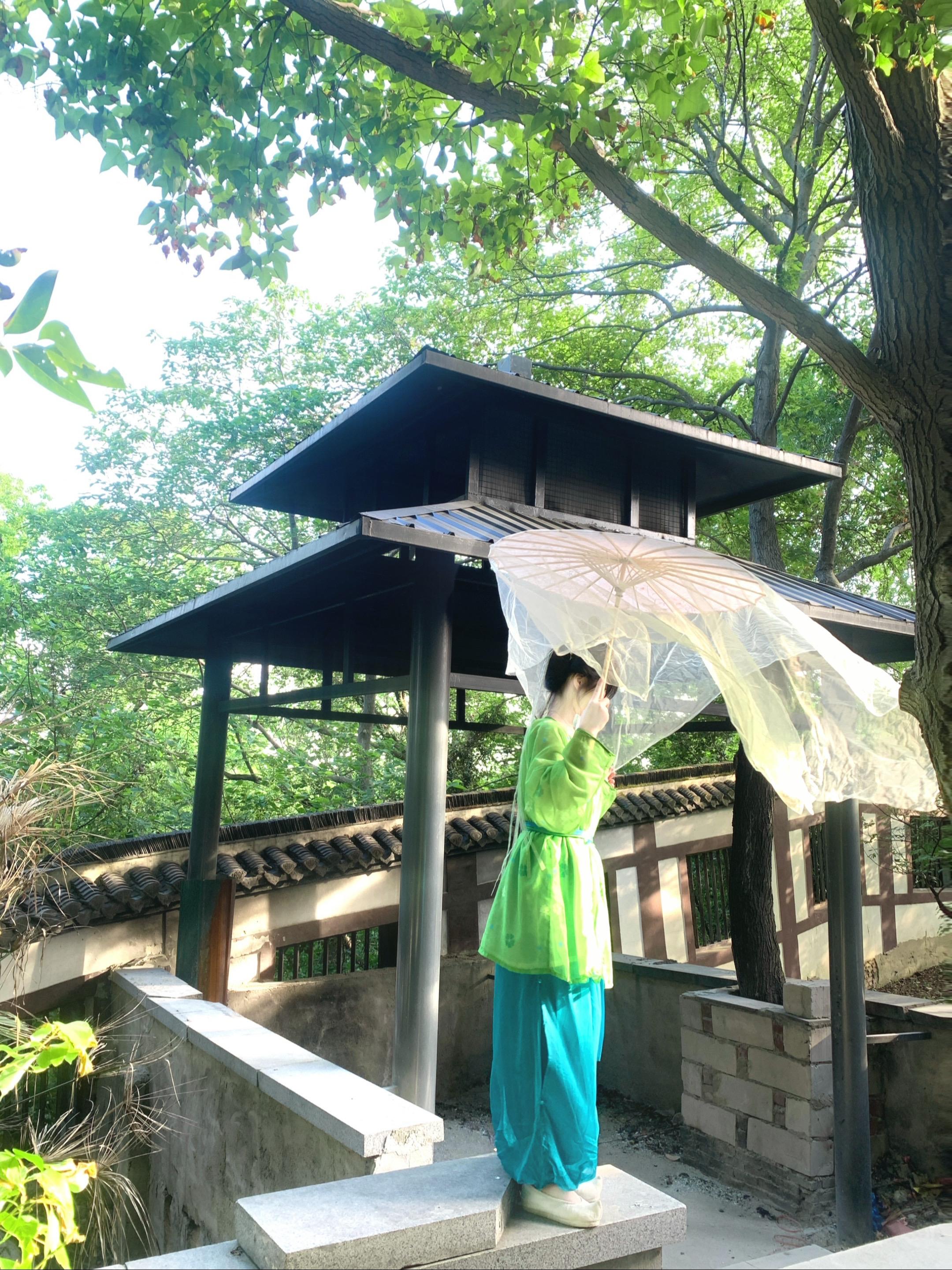 穿上我就是酸酸甜甜的小苹果~