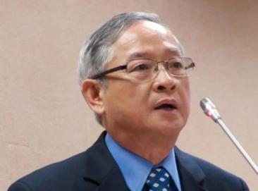 台湾知名人士林郁方：“我实在看不懂大陆造那么多武器装备，造那么多航母干什么，还频