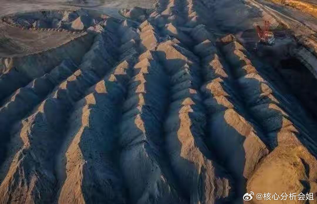 煤层厚达1千米，绵延上千公里！世界最大煤田真的是植物形成的？煤炭这东西，听着不洋