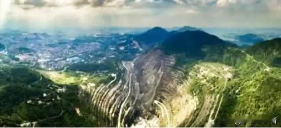 “中国这次肯定损失惨重！”中国有色矿业集团斥资15亿美金收购一处无人问津的铜矿山