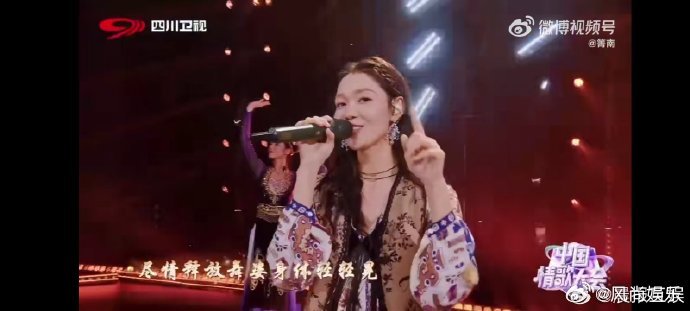 段奥娟唱rap嘴像上发条了这次段奥娟的rap表现又让人惊艳，速度、力量、清晰度，