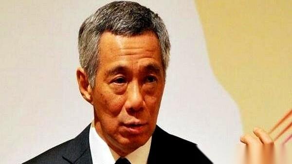 “如果国际秩序是这么玩的，那我们就麻烦了。”
这话是李显龙说的。
一句话，我后背