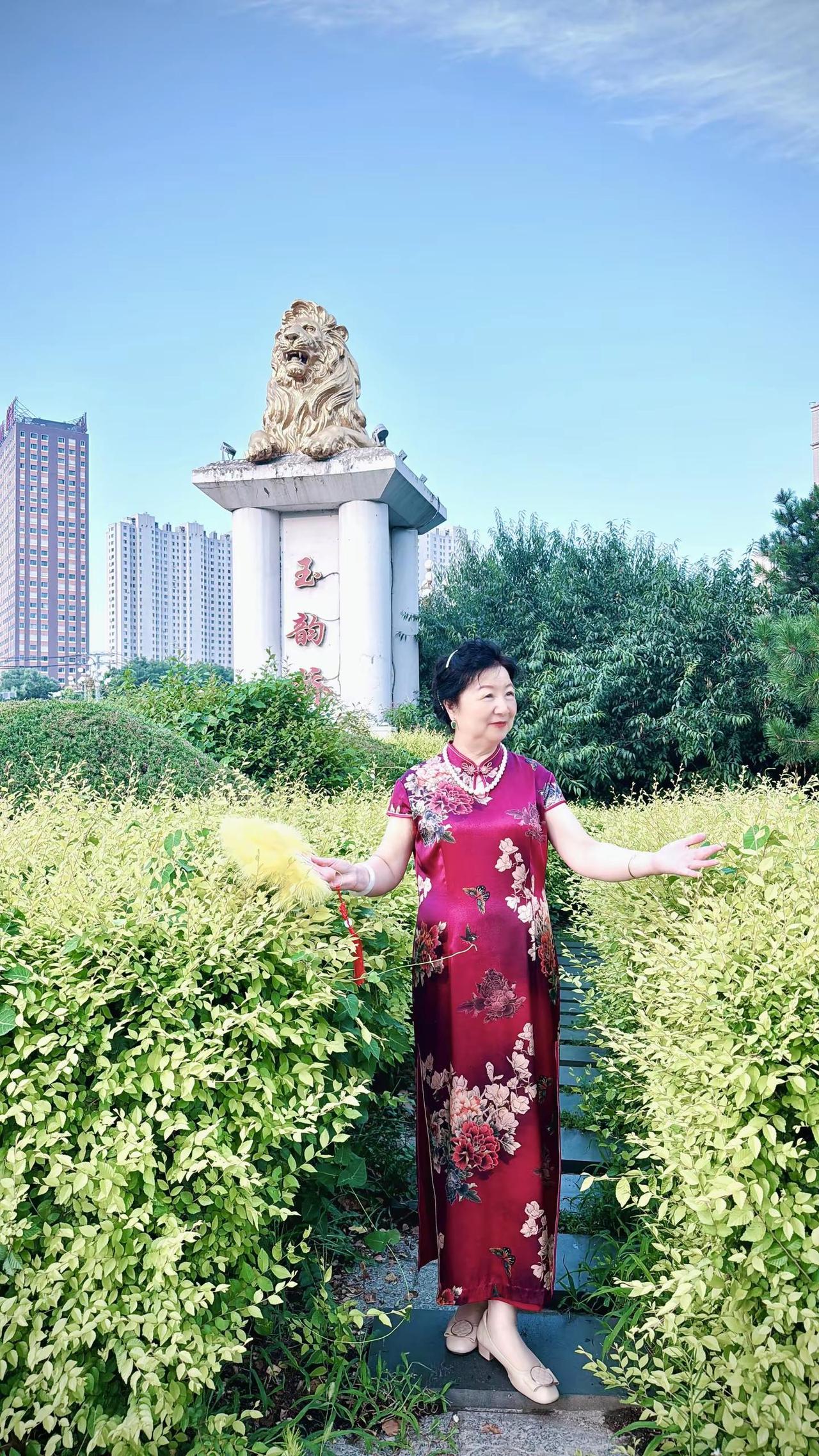 女人无论多少岁就是美！
