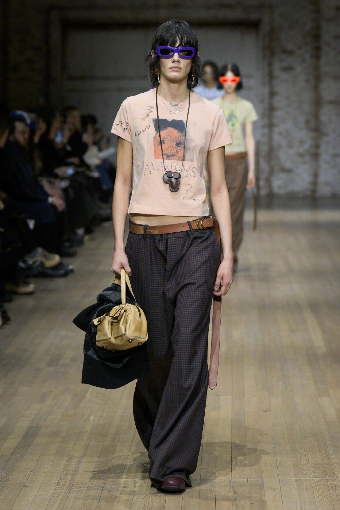 时尚[超话]  时装周  纽约时装周 Coach 在纽约时装周放大招！以 90 