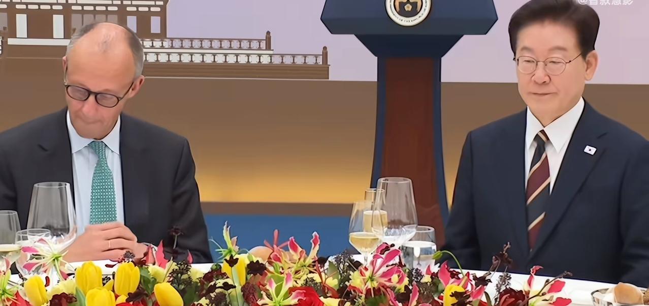 李在明在青瓦台宴请德国总理默茨。
