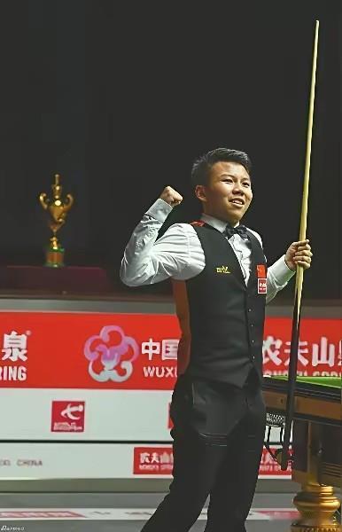 比赛出现的局面也是竞技一部分，不应随意要求重摆球改变。