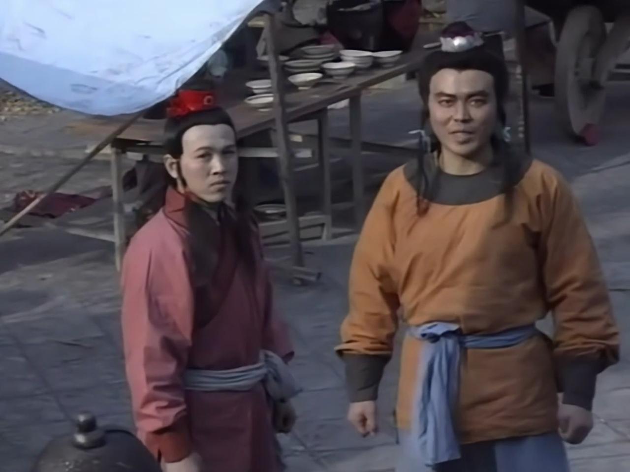 本是一场公平的打擂夺帅，杨七郎误杀了潘豹，可他为什么不敢出来承认，反而要躲起来？