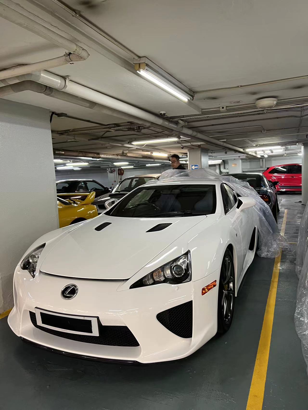 #shen车视界# 香港这辆LFA，几个月前就在找新车主，一直没聊过，就是希望能