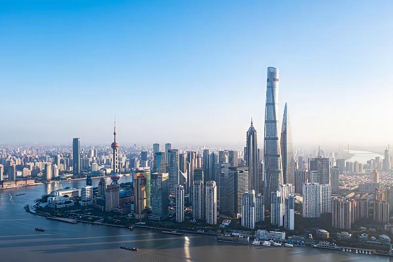 来看看楼市领头羊“上海”的二手房近期的反常情况！
 
二手房成交量持续攀升 和“