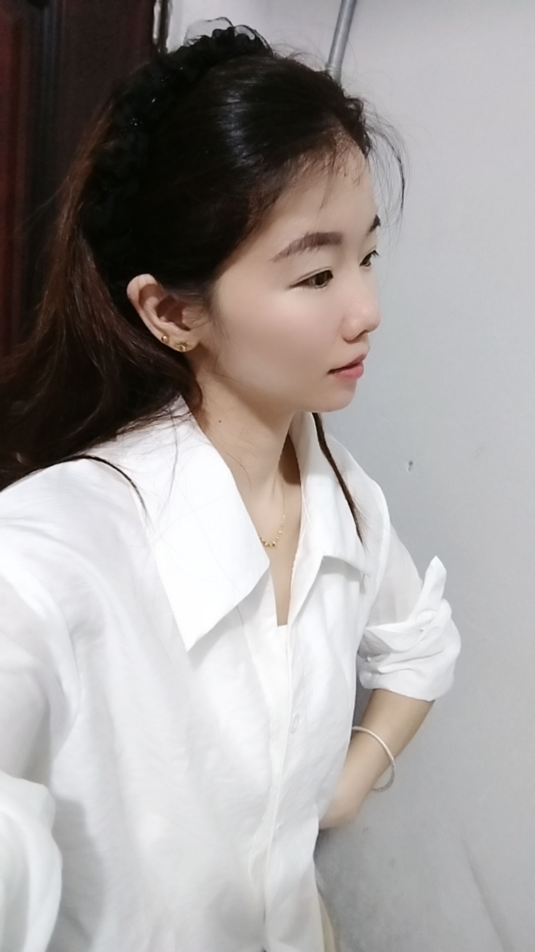 人因不惜而散，心因不真而凉。眼睛之所以会流泪，大概是它替代了嘴巴，所有...