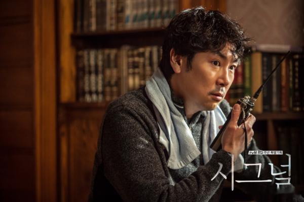 信号2传11月30日播出赵震雄戏份完整保留tvN二十周年企划《第二个信号》时隔十