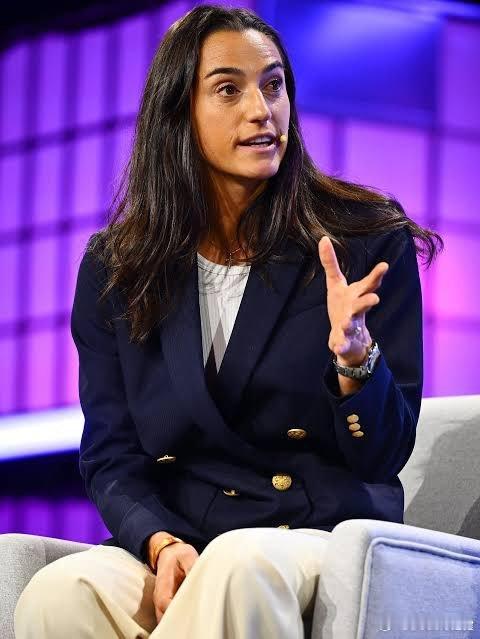 【加西亚透露她拒绝了博彩公司给她播客的27万美元赞助】“今天，我们拒绝了一家博彩