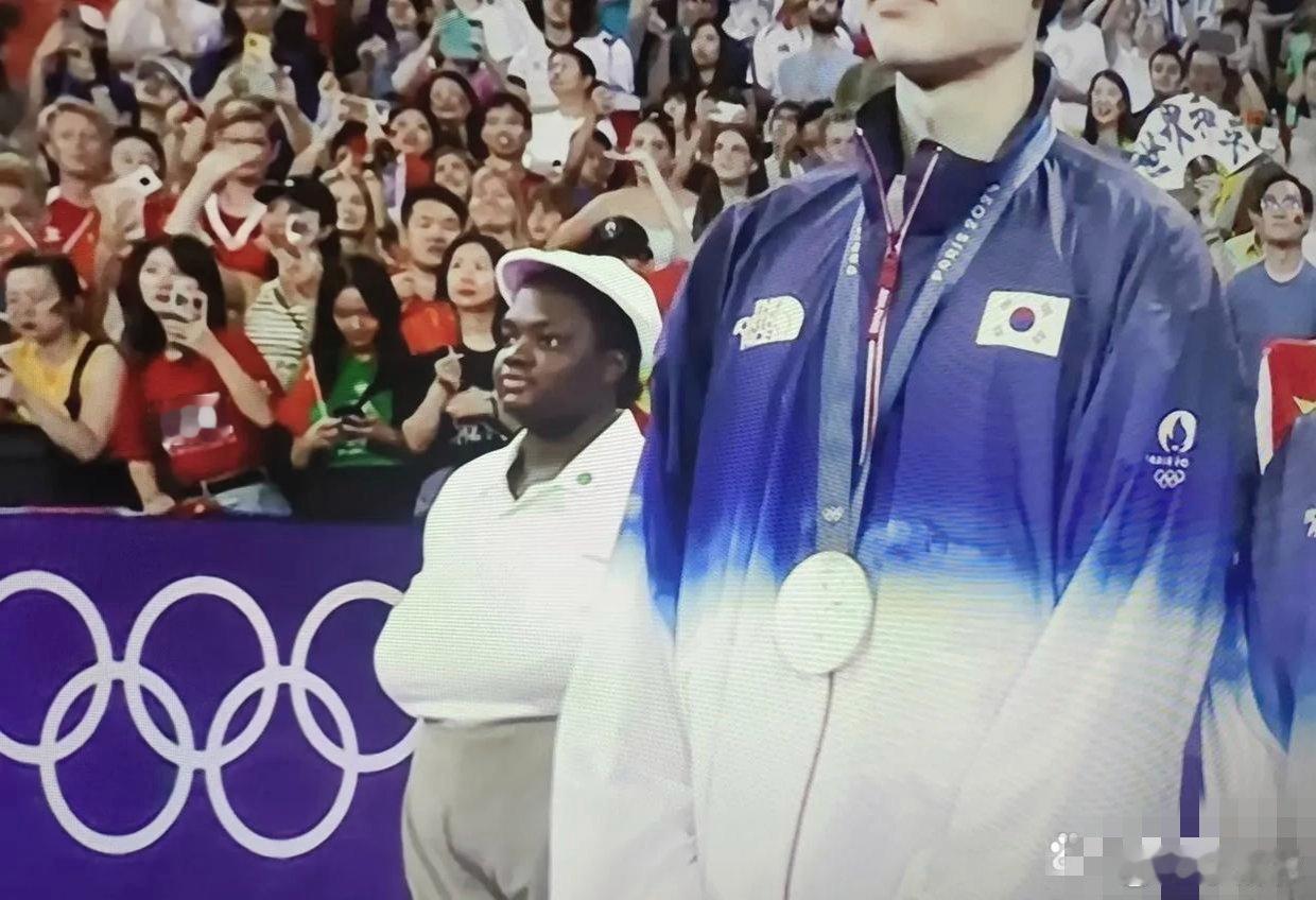 #巴黎奥运会主打就是审美多元化#巴黎奥运会主打就是审美多元化，这礼仪小姐就是最好