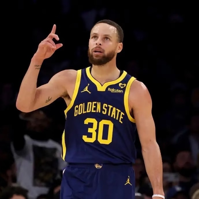 NBA历史总得分榜更新，库里超越卡特1、詹姆斯：421842、贾巴尔：38387