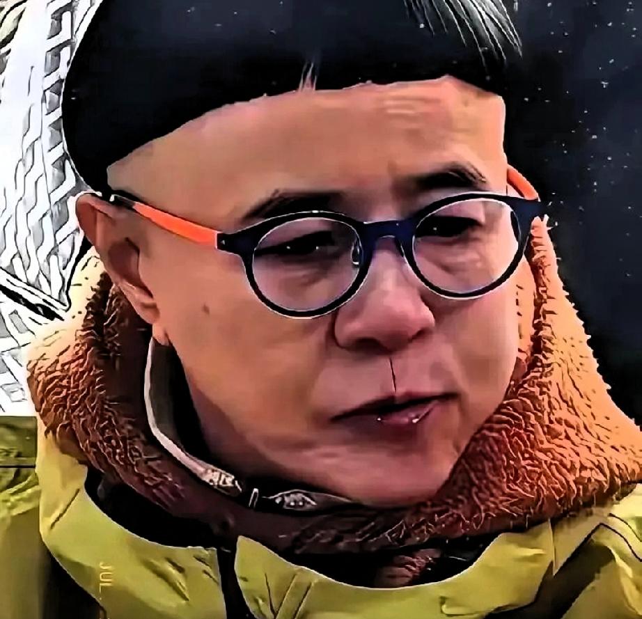网上传出一个细节：快60岁的刘纯燕icon，每月退休金约8900元，却隔不了20