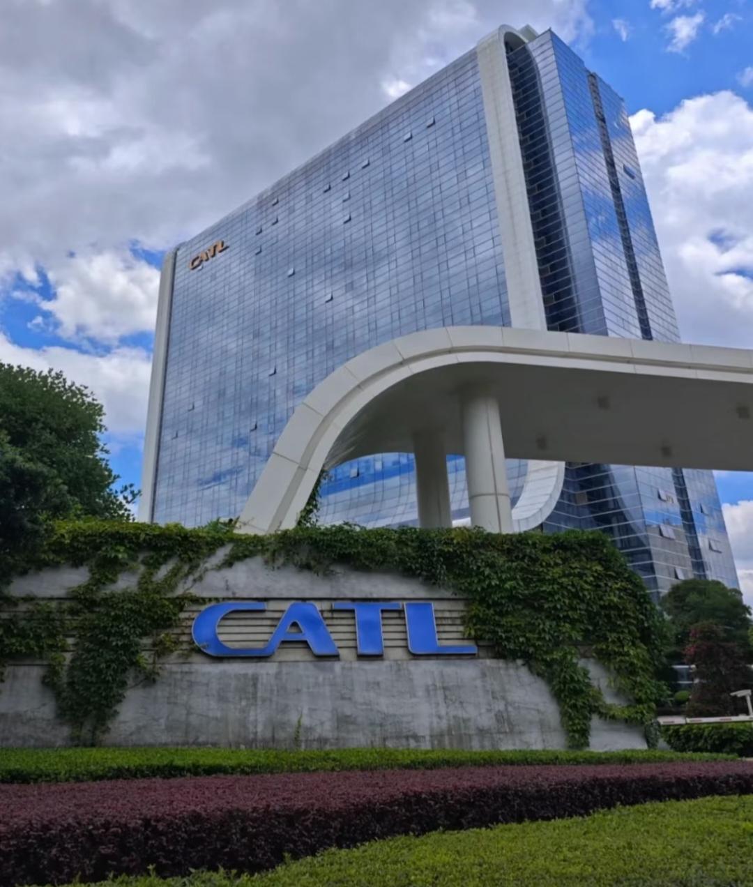 不管你信不信，宁德时代这些年赢麻了
2020年，赚了55.8亿
2021年，赚了