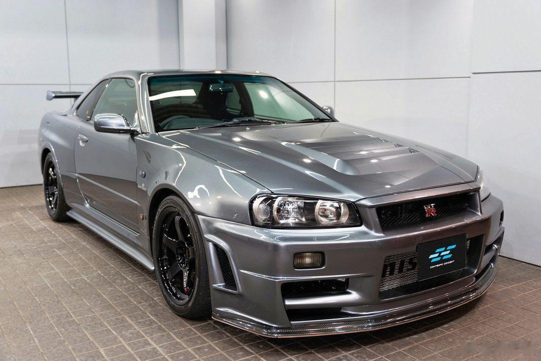 只行驶2km的新车，挂售510万港币⚠️BNR34 GTR Nismo Club
