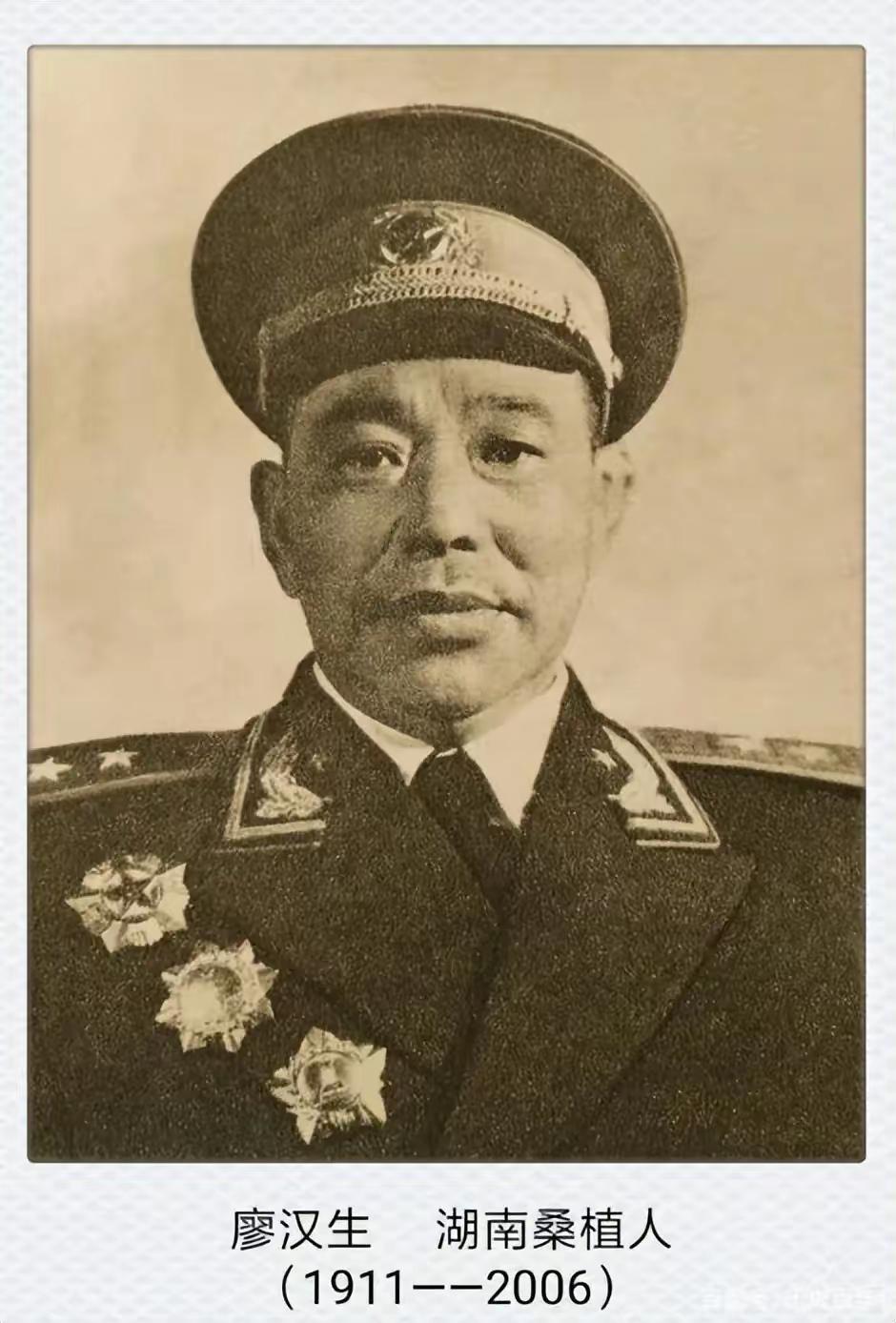 马家军残部死灰复燃，病床上的彭总下死令：不肃清绝不班师
 
谁能想到，兰州战役溃