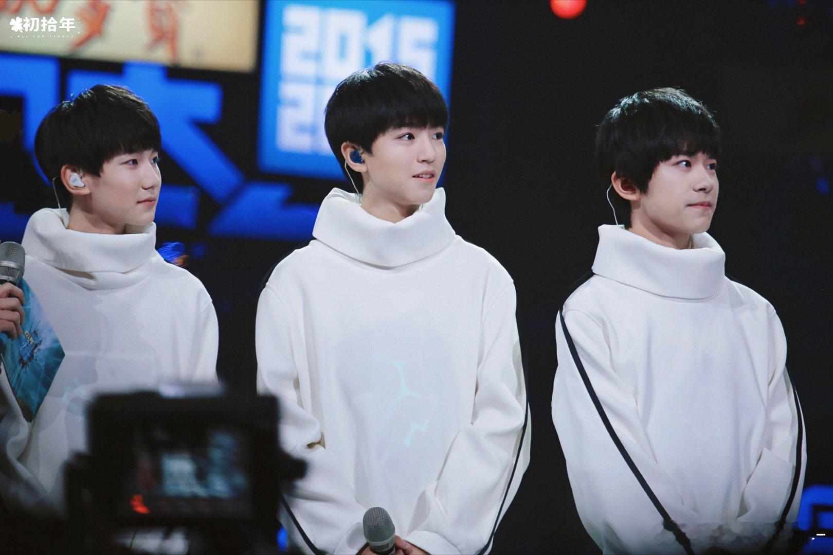 TFBOYS 橙风破浪十二载 巳蛇贺岁 添福泽新 2026只添福不添堵 “烟花稍