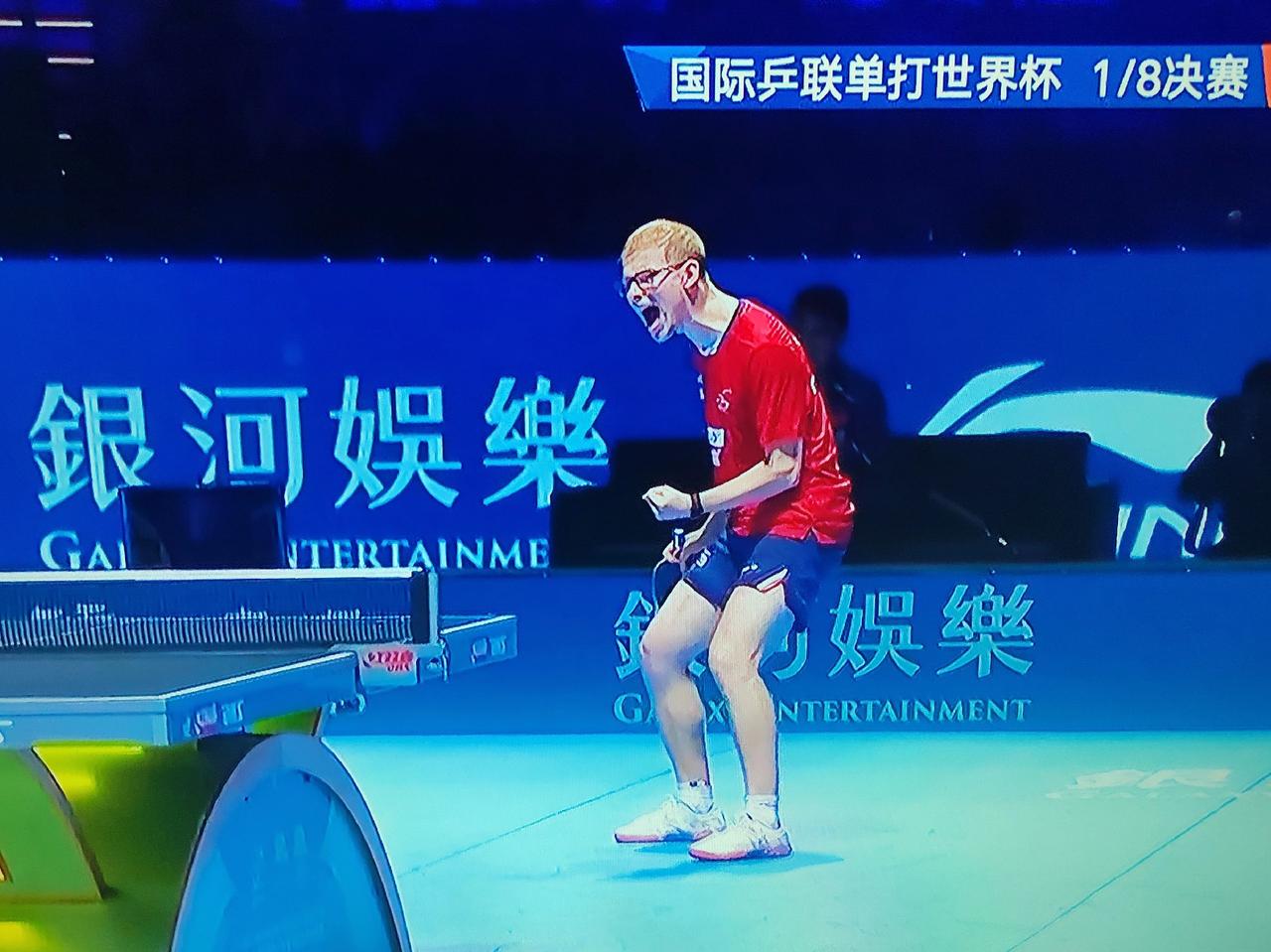 太帅了！以小勒布伦突飞猛进的技战术水平和对直拍打法的深刻理解，绝对称得上欧洲直拍