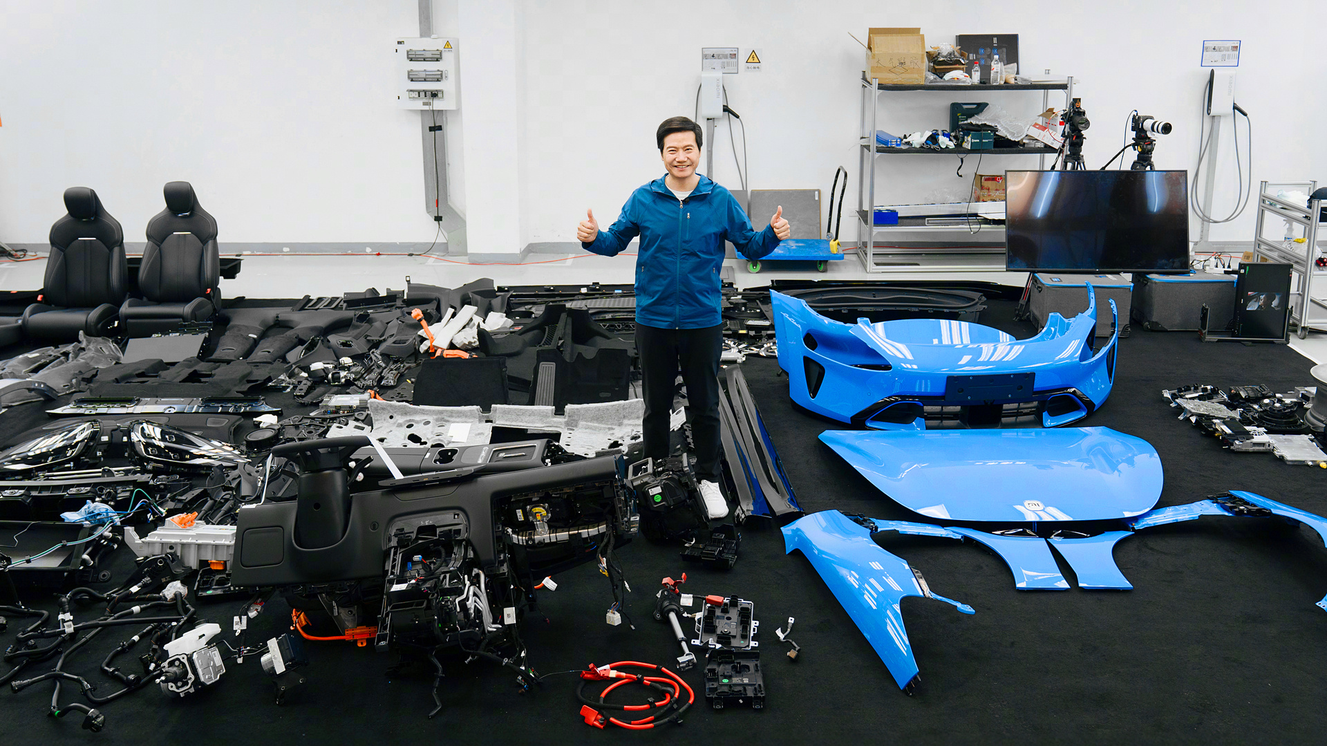 雷军小米科技持股增至97.48% 简化子公司股东结构无疑是战略集中化的最佳方式之