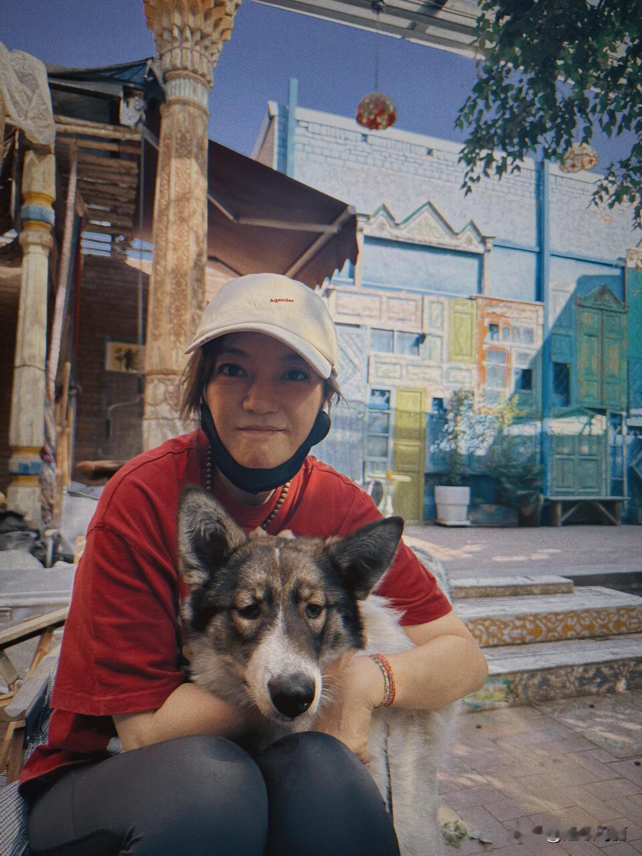 赵薇新疆旅行照📷 ​​​还挺美