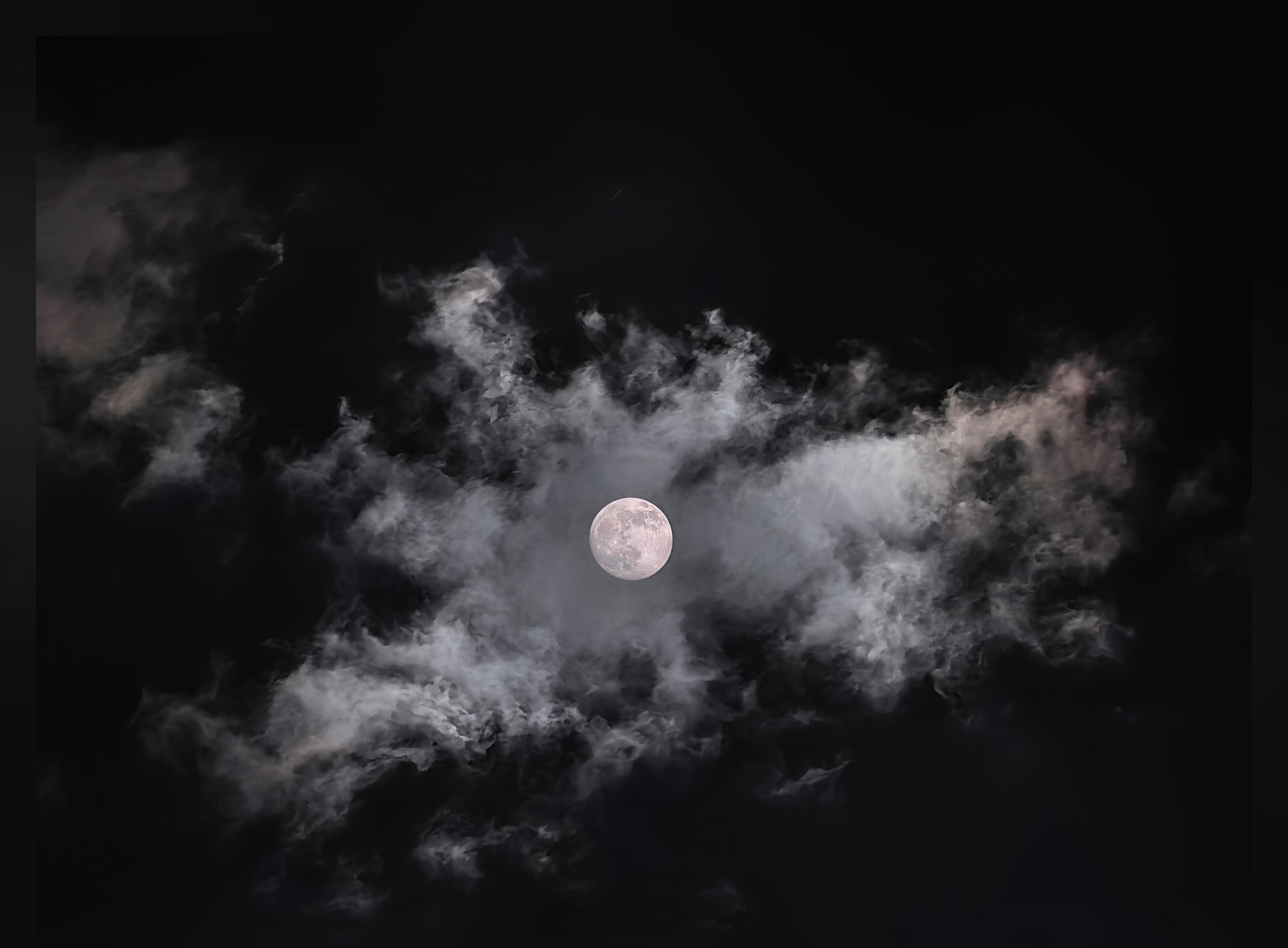 超级月亮今晚的月亮确实很美🌙 ​​​