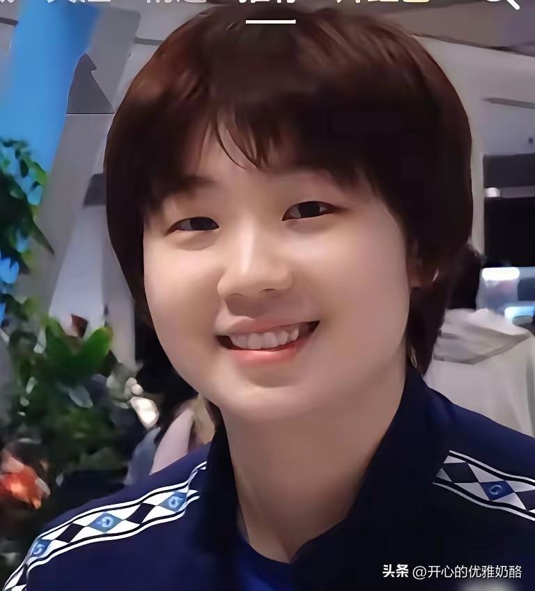 蒯曼近期状态不是很好，很久都没有更新了。
之前蒯曼是个爱分享的女孩，去年12月份