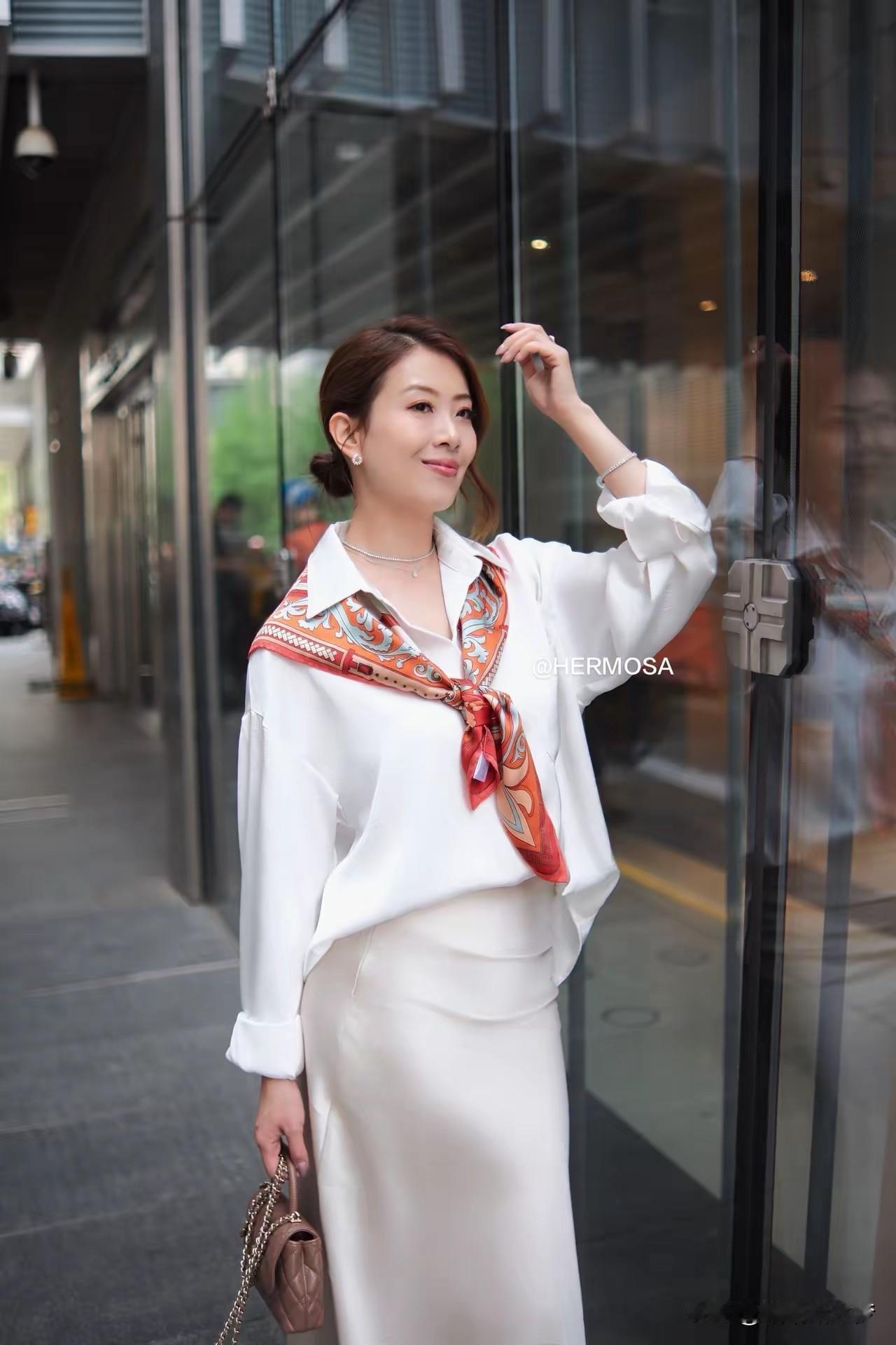 任何一个女人，与之相处久了，不可能总是小鸟依人的，在日常柴米油盐生活中，都是充斥