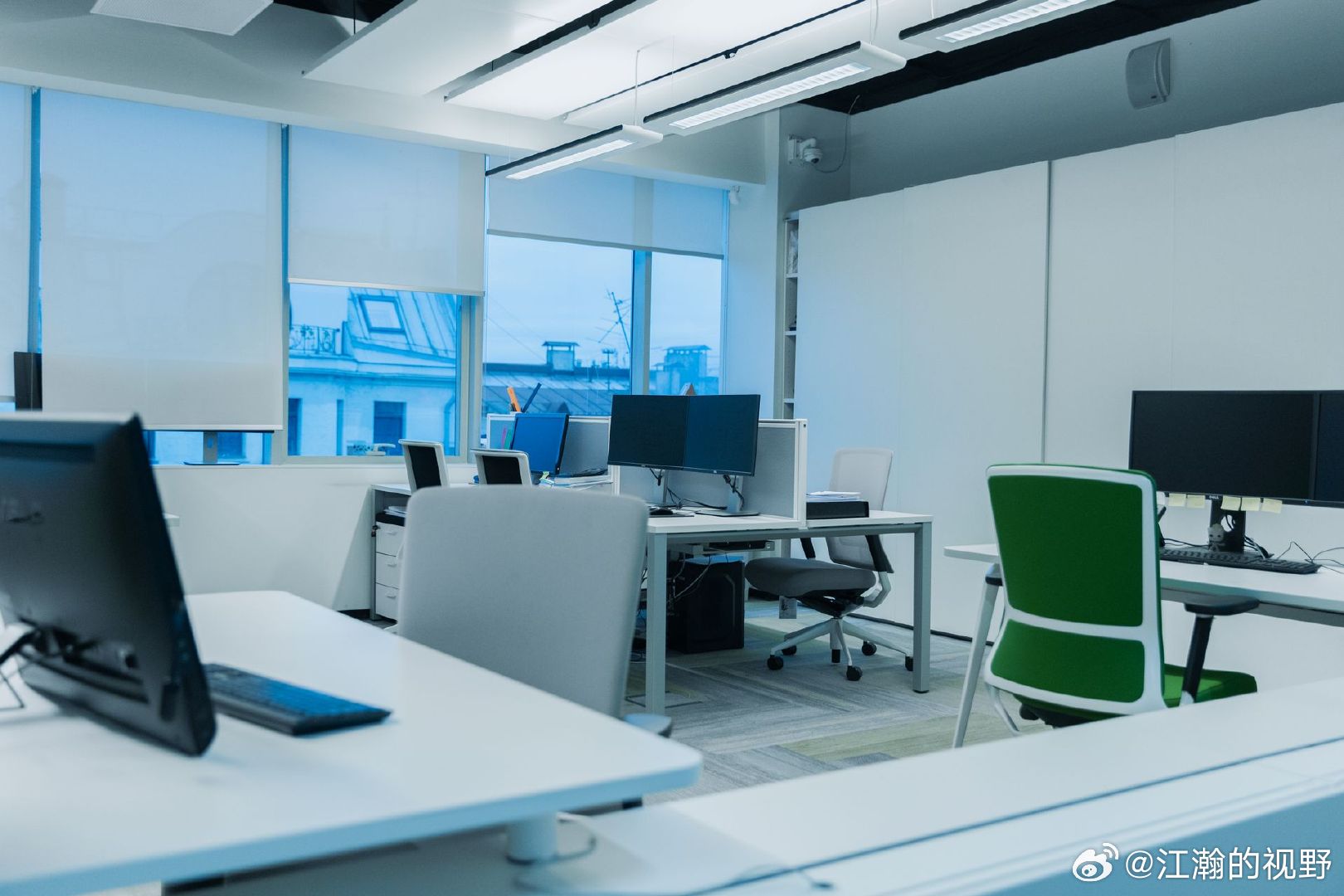 百度AI办公提速，百度全力以赴冲刺办公场景怎么看？8月4日，百度已启动内部办公智