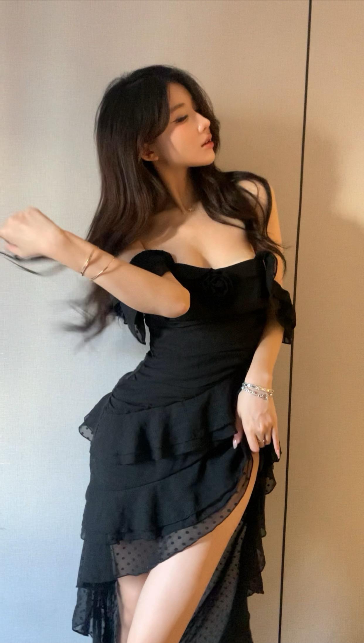 宝宝们停播一天。