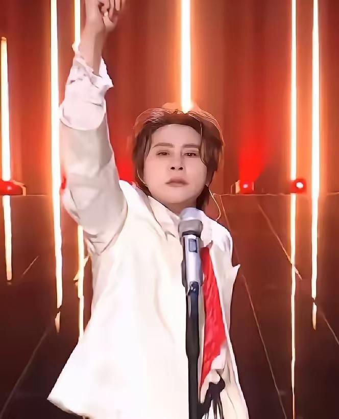 倪萍：我把票平分了！
王濛：你把我的尊严也平分了吧！

嘿嘿，还是太斯文了！不如