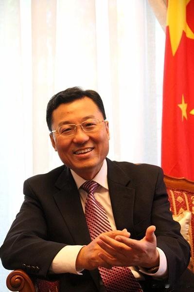 中美峰会即将到来之际，谢锋大使发文指出，台湾问题这条红线不容挑战。犹如给美方打了