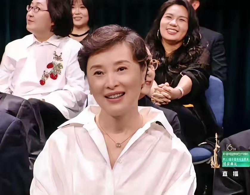 宋佳拿最佳女主角，我接受，
于和伟拿最佳男主角，我也接受，
但我真的实在接受不了