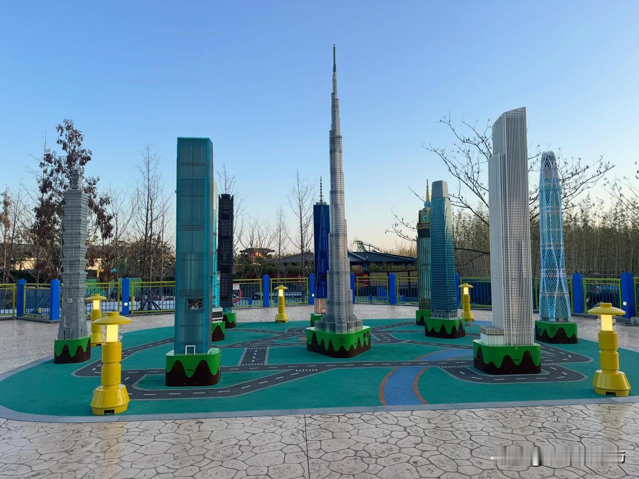 判断一份工作是否需要离职只有一个标准
每次朋友抱怨工作，最后总会问：“你说，我该