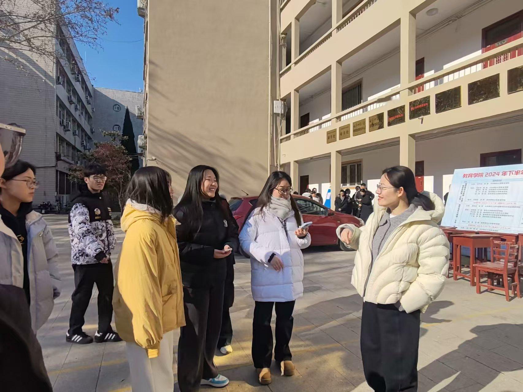 【巾帼绽芳华，启智促振兴】曲阜师范大学“巾帼兴梓里，青年盛桑田”实践队于实践活动