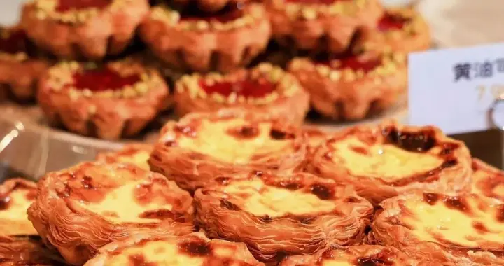 泸溪河换帅；紫燕食品和粉牛餐饮达成战略合作