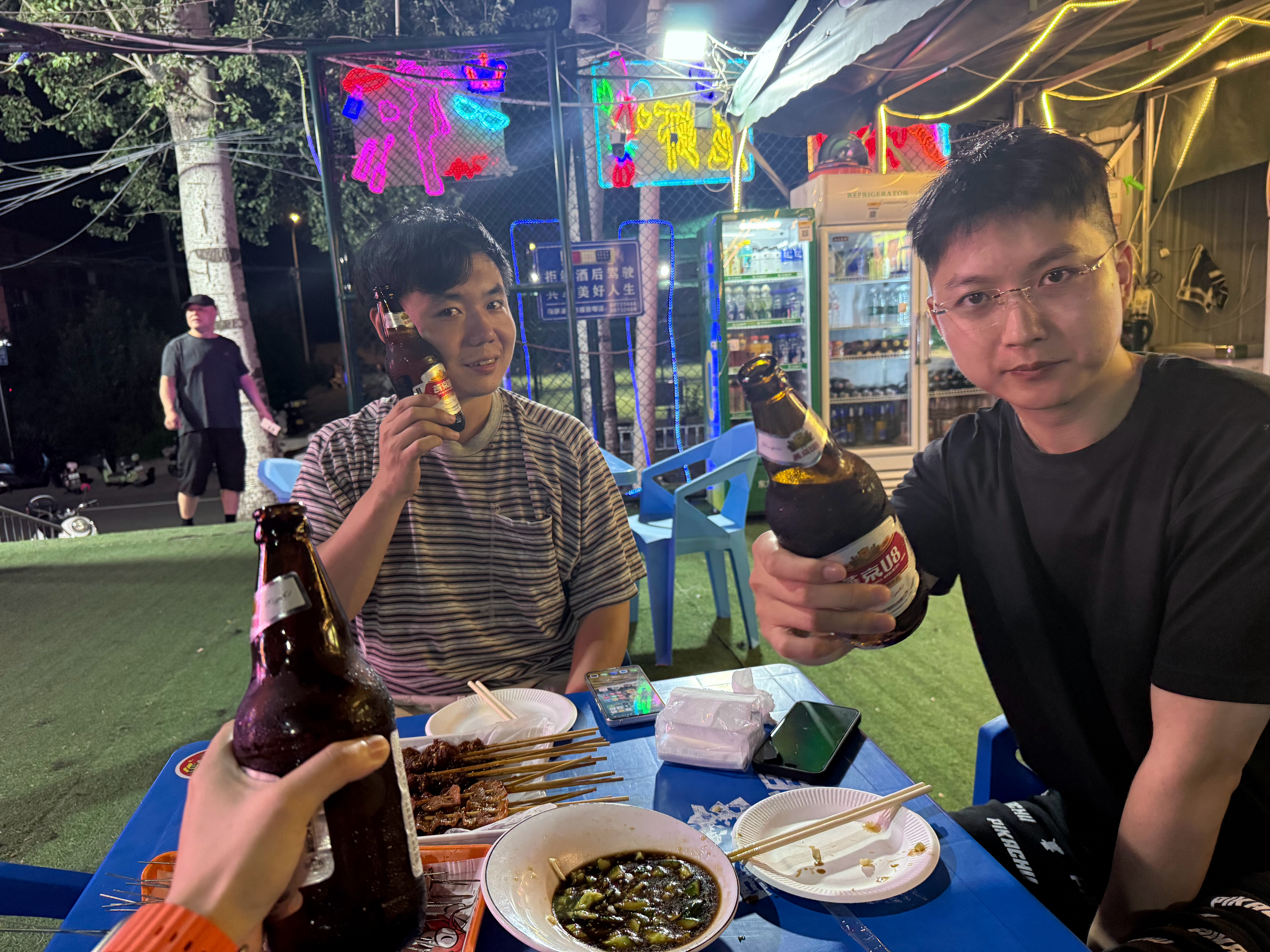 到夜宵点了  各位都吃喝了没[喵喵] ​​​