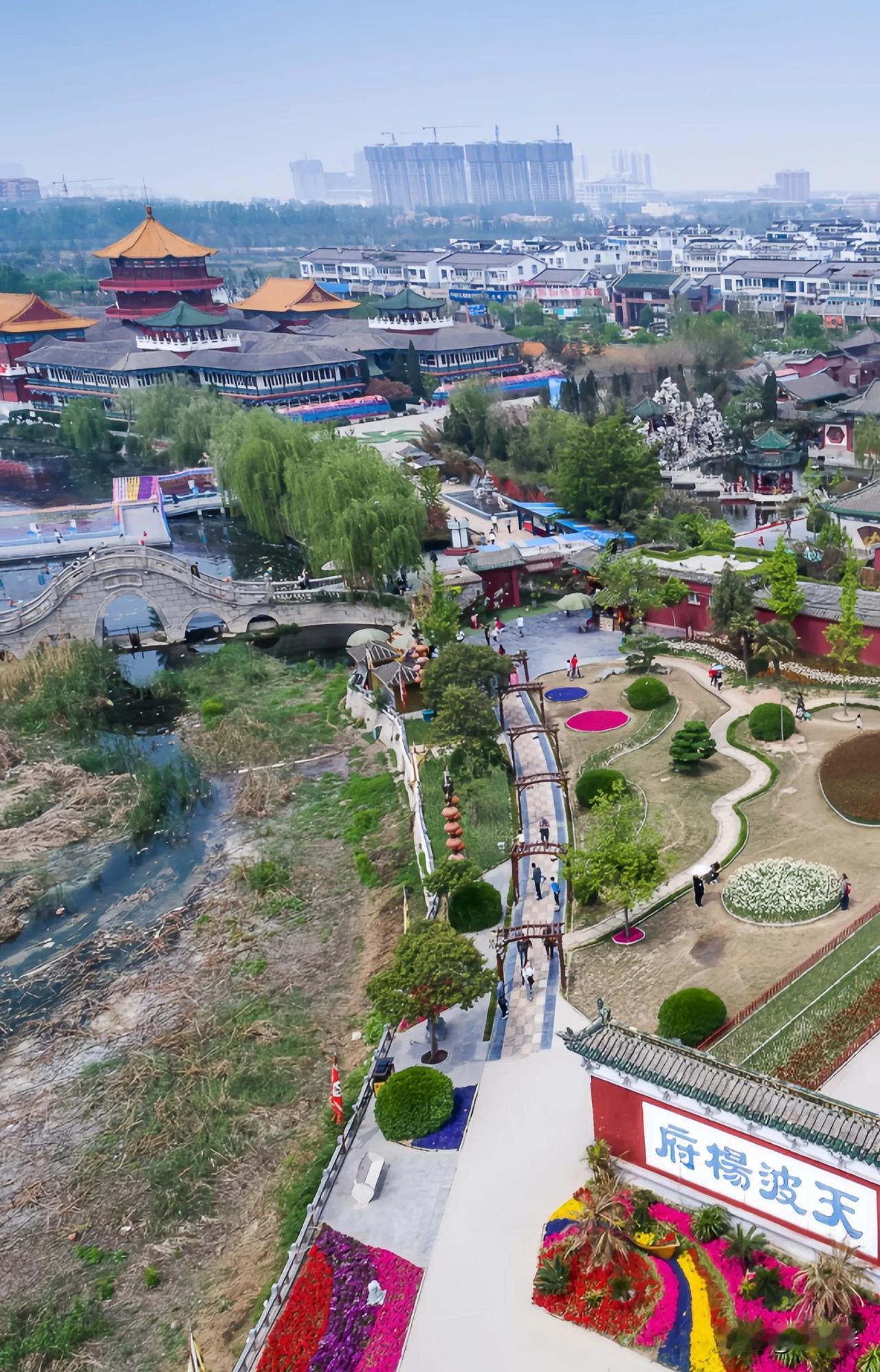 我国地理位置最好的省份，必须符合以下四个条件:

首选要粮食管够、蔬菜充足、淡水