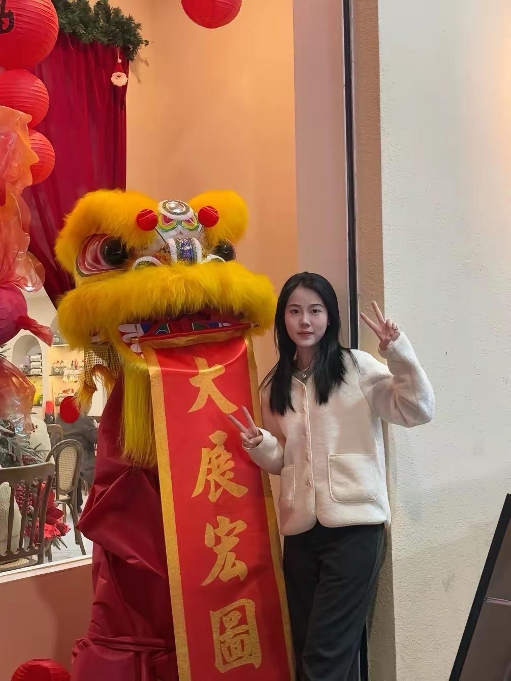 最后一天了，还是没完成业绩，下个月吃土啦