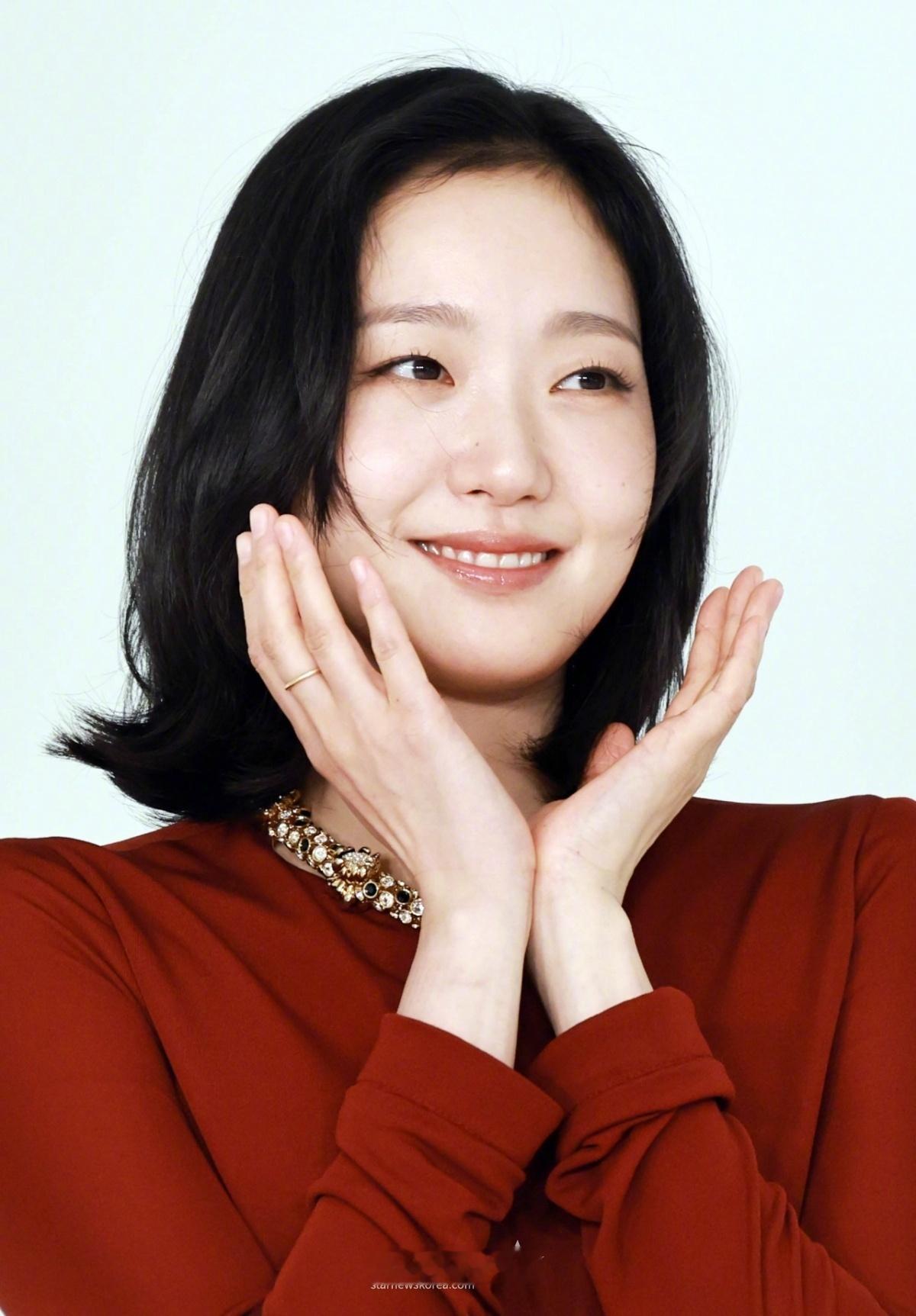 金高银  CHANEL 香奈儿首尔大秀 
