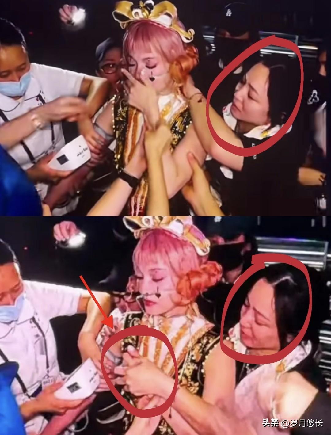 张韶涵演唱会突发心脏不适，
抢妆间里医护人员围了一圈，
但镜头一晃，有个身影始终
