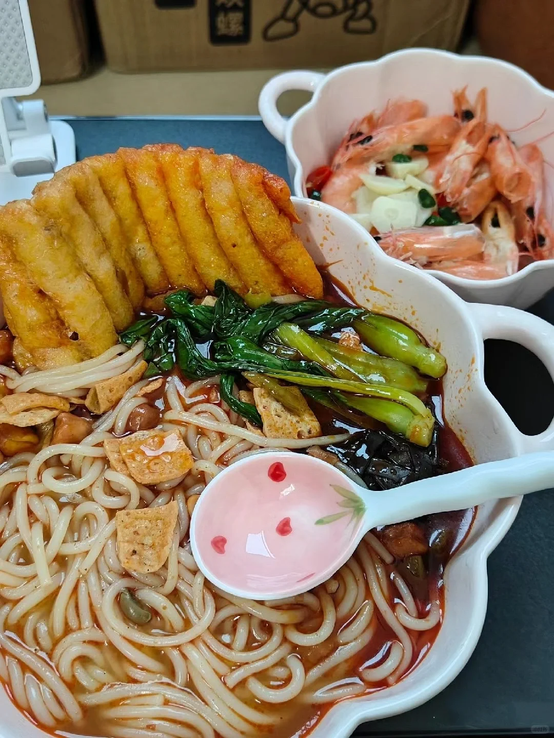 好友已闹掰，想吃柳州螺蛳粉