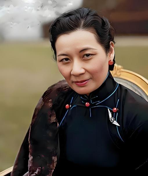 1960年代，初入文坛的李敖在整理美国外交史料时，偶然发现了美国《展望》杂志老板