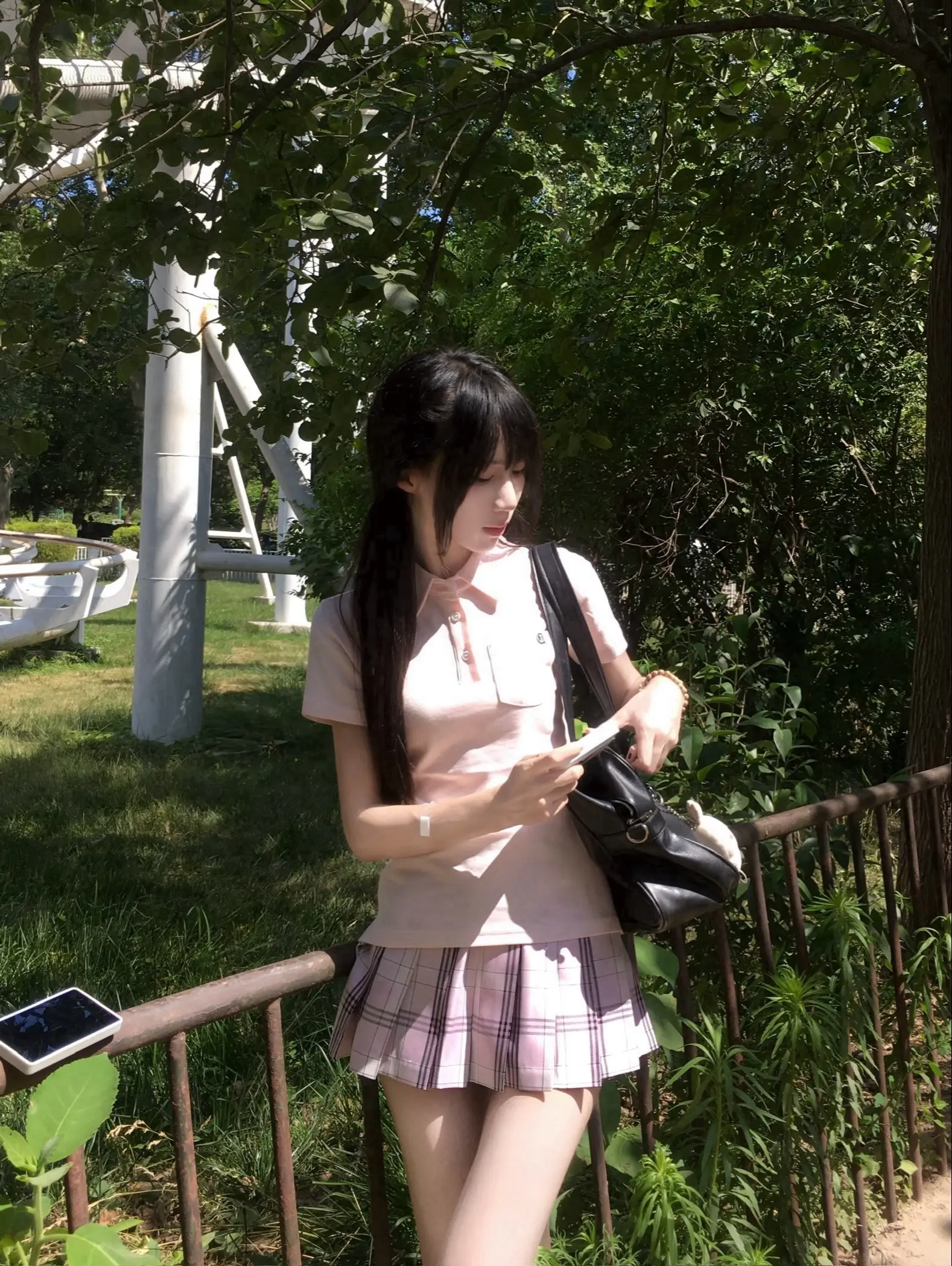 明明是我更可爱吧不许和她说话了  ⦮       ⦯    -᷅ ⤙ -᷄